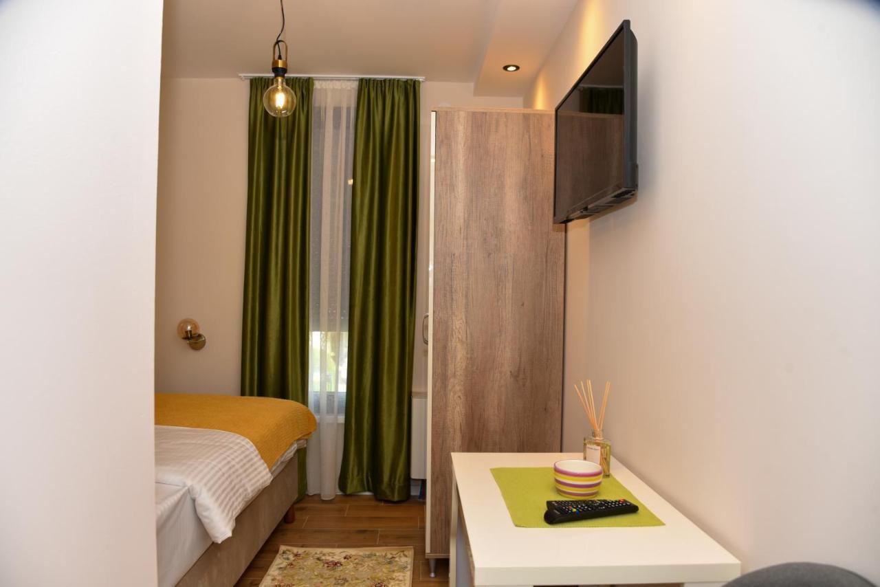 Merak Rooms & Caffe Bar Sabac Exterior photo