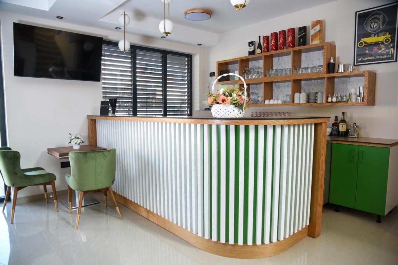 Merak Rooms & Caffe Bar Sabac Exterior photo